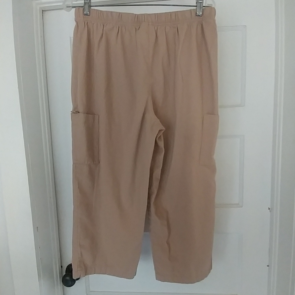 🐢Basic Editions - capris - Picture 2 of 6